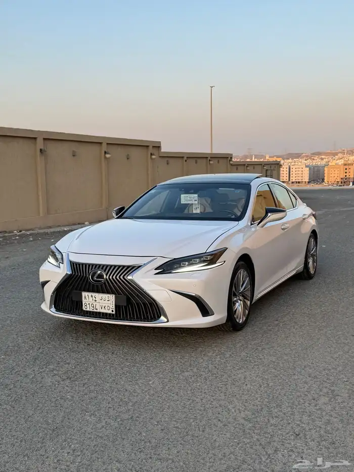 لكزس ES 250 فئه BD فل كامل سعودي 2020 6