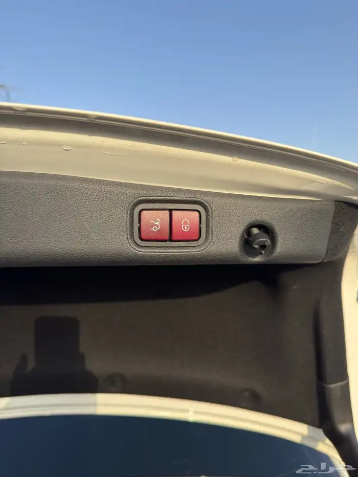 مرسيدس E300 2018 فل كامل 7