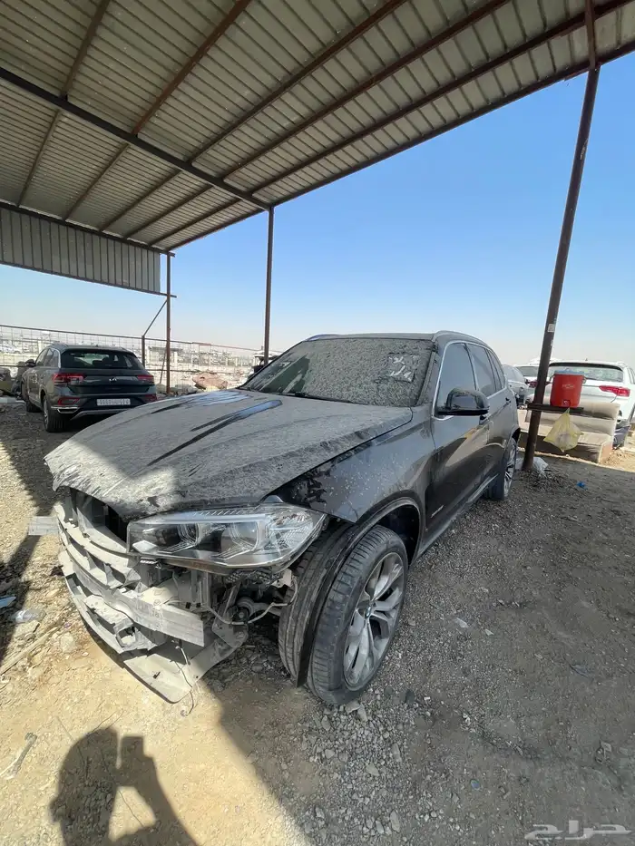 قطع غيار تشليح بي ام X5 bmw 2016 1