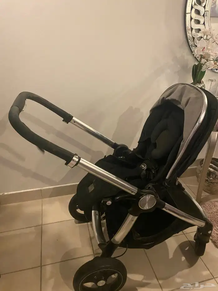عربة اطفال ماماز اند باباز 1