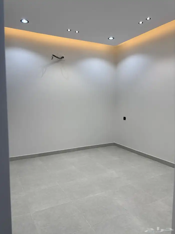 للبيع شقق تمليك ارضي 6 غرف بمدخل سياره ب 500 ألف 44