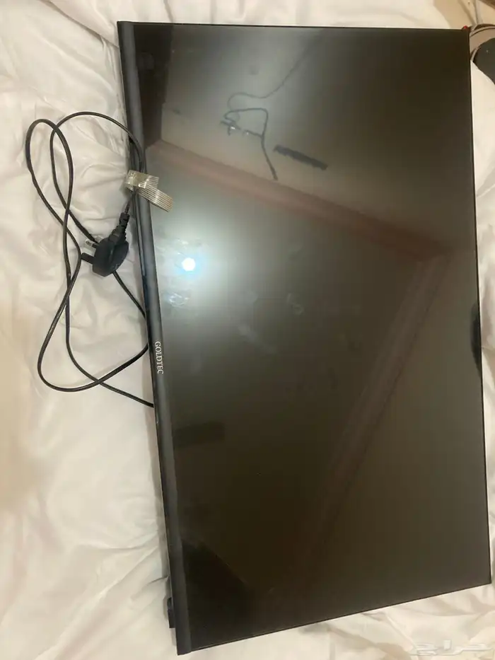 شاشه للبيع شبه جديده 1