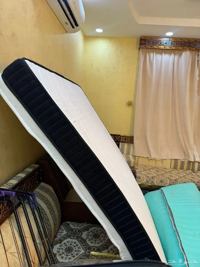 اثاث جديد شاشة وسرير واجهزة إلكترونية العلا 6