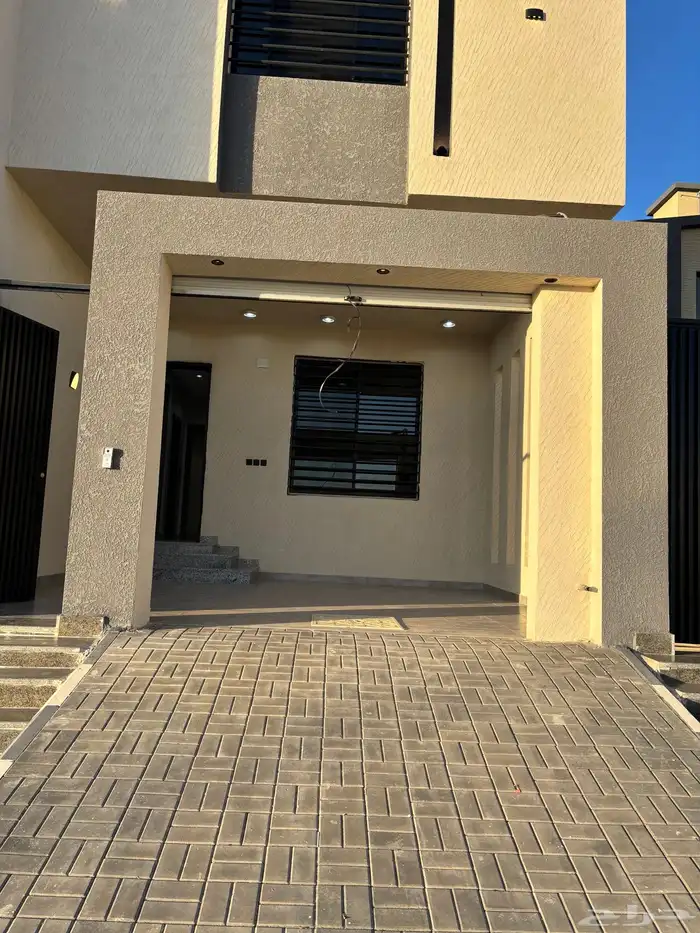 للبيع شقق تمليك ارضي 6 غرف بمدخل سياره ب 500 ألف 1