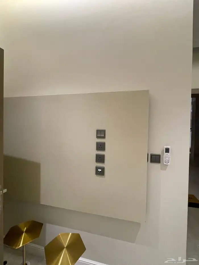 للبيع ديكور شيبورد للتلفزيون جديد 0