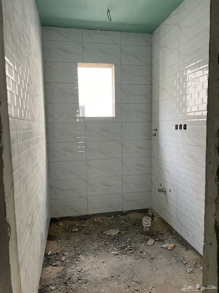 دبلوكس في دانة الرامس B 19