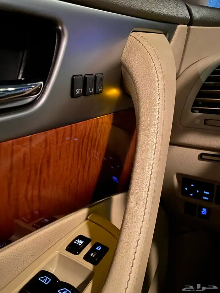 انفينتي QX 70 للبيع 2016 14