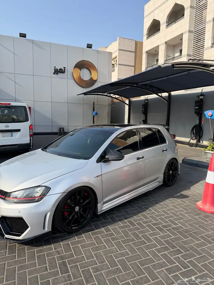 للبيع فولكس واجن قولف Gti موديل2015.. 3