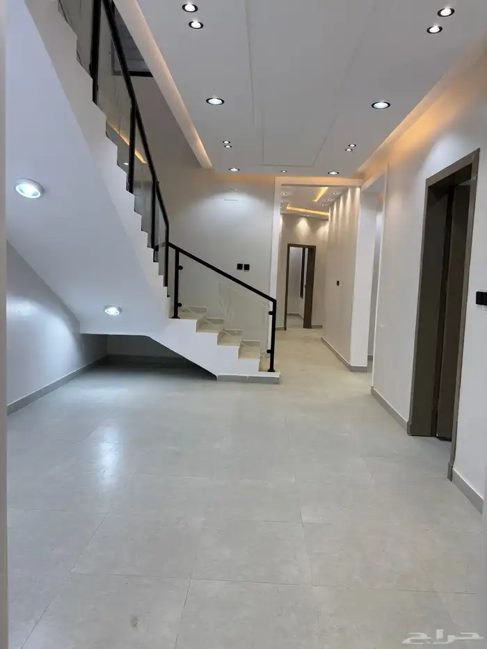 للبيع شقق تمليك ارضي 6 غرف بمدخل سياره ب 500 ألف 33