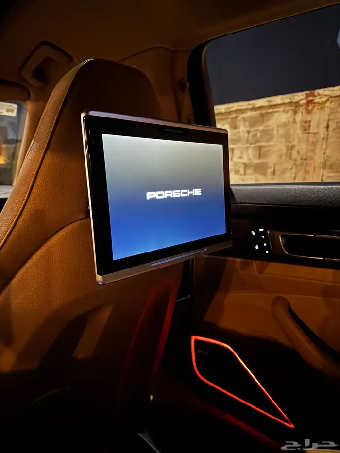 بورش باناميرا 2018 اكسلوسف 7