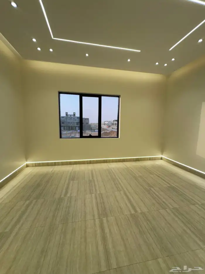 للبيع تاون هاوس مستقل مدخل سيارة وسطح تصميم كلاسيكي 11