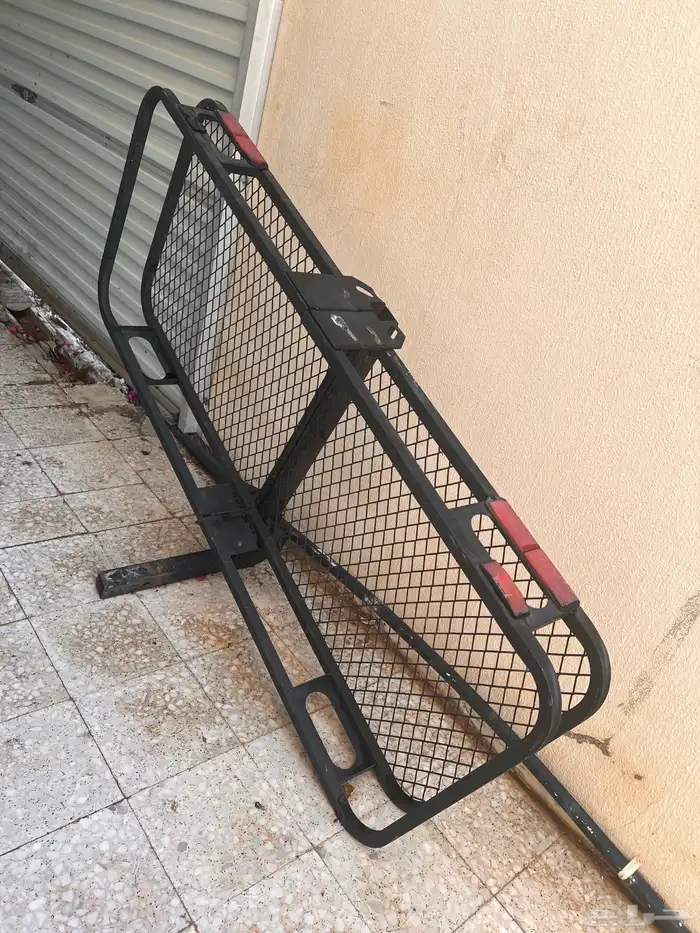 شبك حديد كبير و ثقيل لحمل الاغراض 2