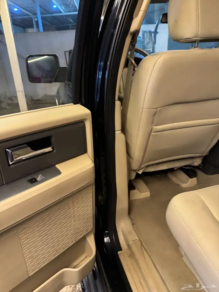 اكسبديشن طويل 2010 بدون دبل 37