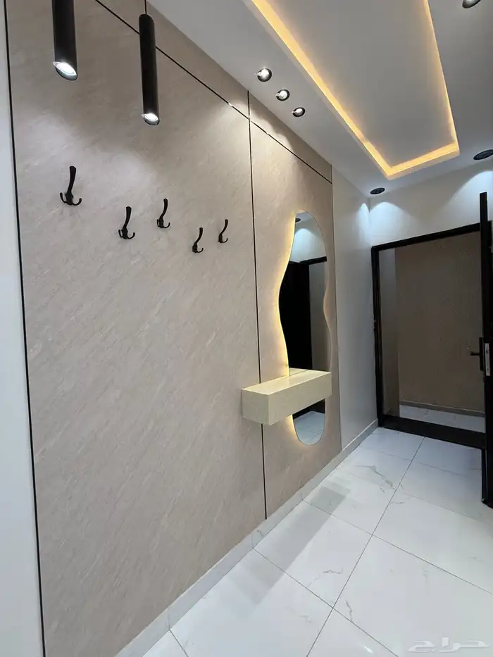 للبيع شقق ارضيه ببايكة سيارة وشقق علويه بالقرب م حي الضيافة 11