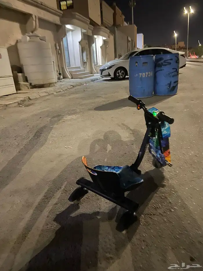 سكوتر كهربائي في بلوتوث لاسلكي معه شاحن و مفتاح يتحمل وزن 55 3