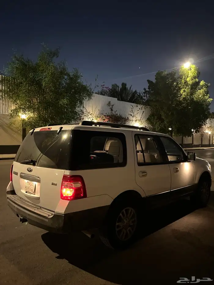 فورد اكسبديشن 2013 4