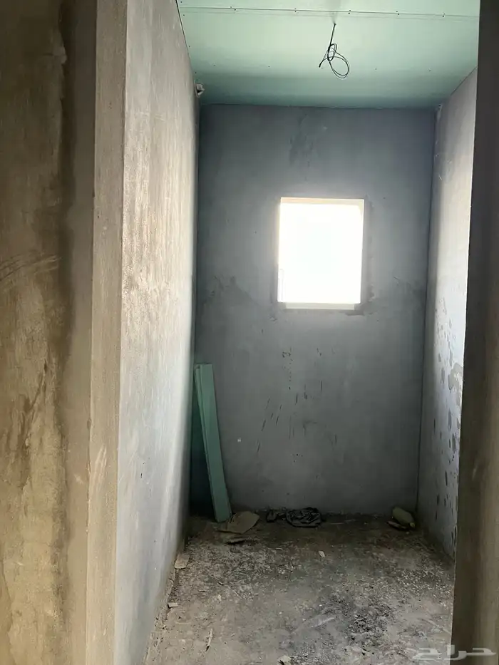 دبلوكس في دانة الرامس B 24