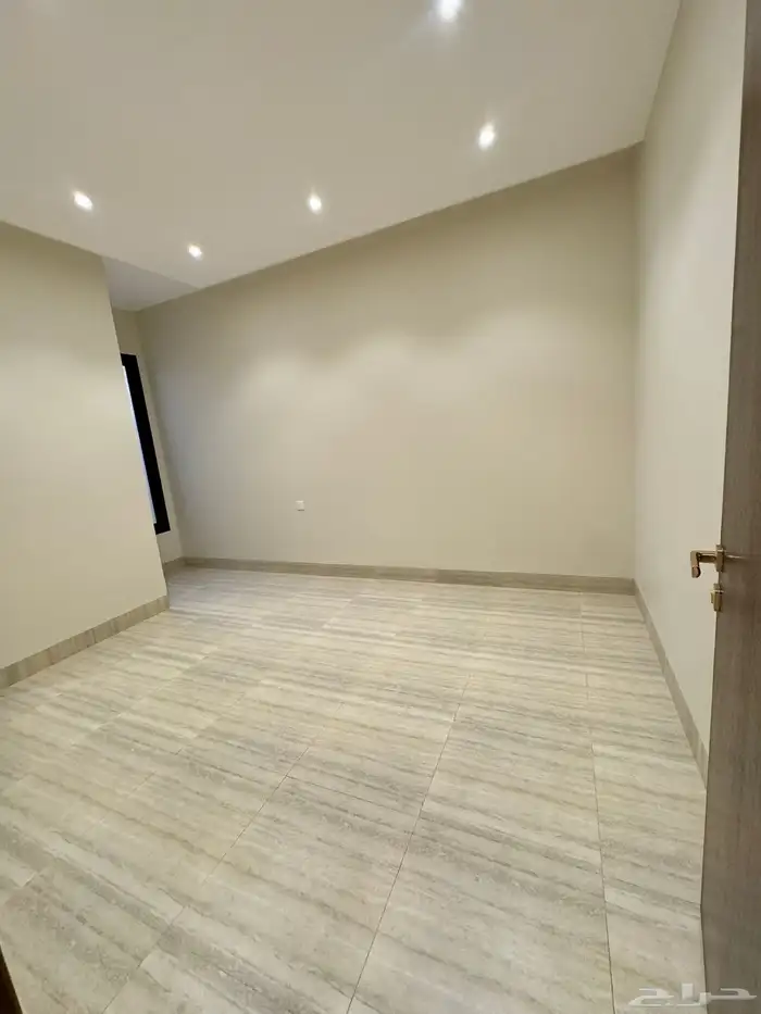 للبيع تاون هاوس مستقل مدخل سيارة وسطح تصميم كلاسيكي 17