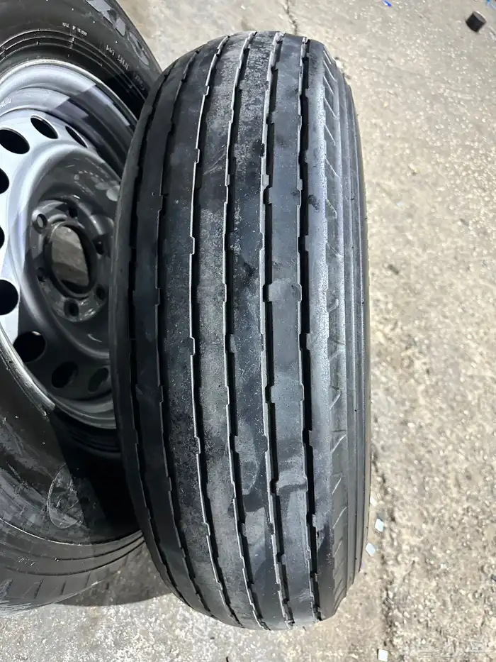 جنوط هلل اصلي جيب لاند كروزر مع كفرات بالون 900.17ت23 17