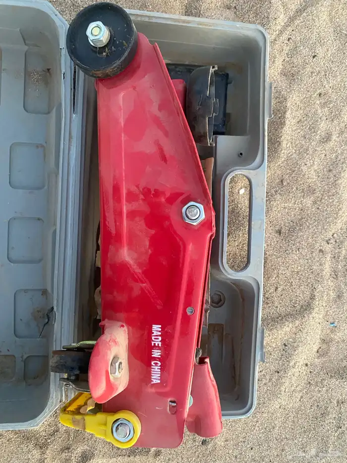 عفريته للبيع 1