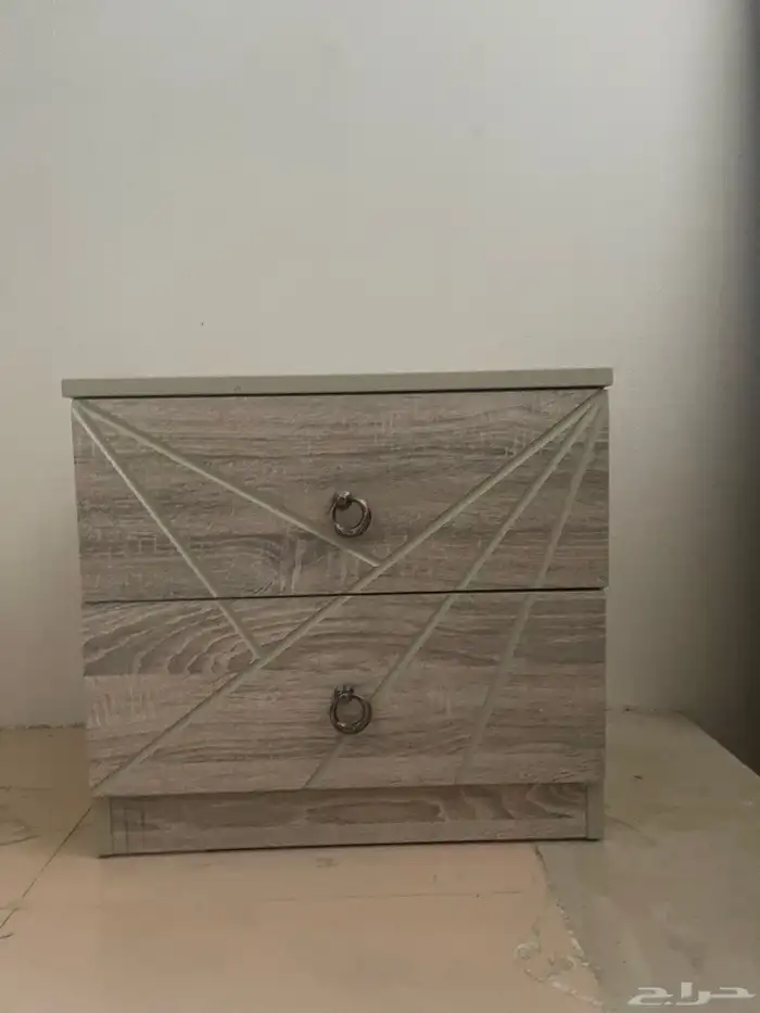 دولاب سرير وكوميدينه مفصله نظيفه 2