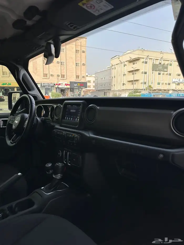 للبيع جيب رانقلر 2020 سبورت ممشاء 94 الف الطايف 24