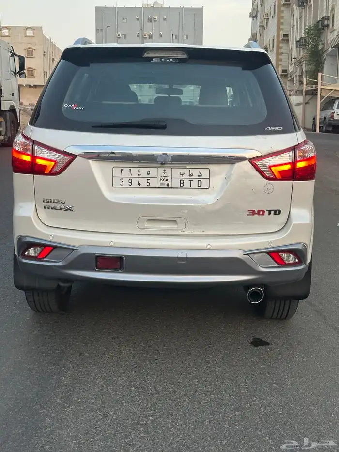 تم البيع. جيب MUX ايسزوز 2020 1