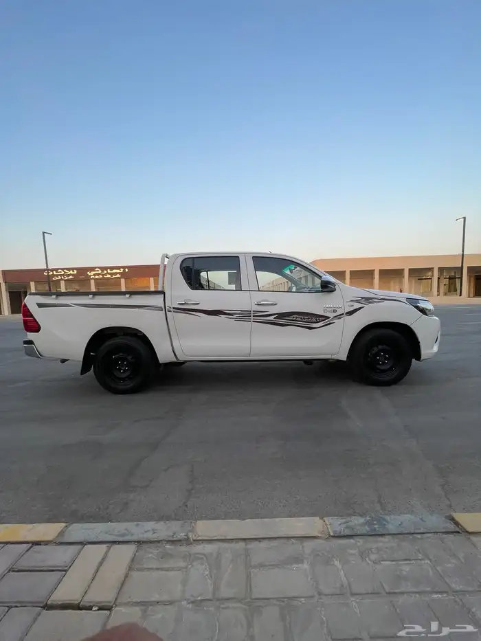 تويوتا هايلكس 2020 17