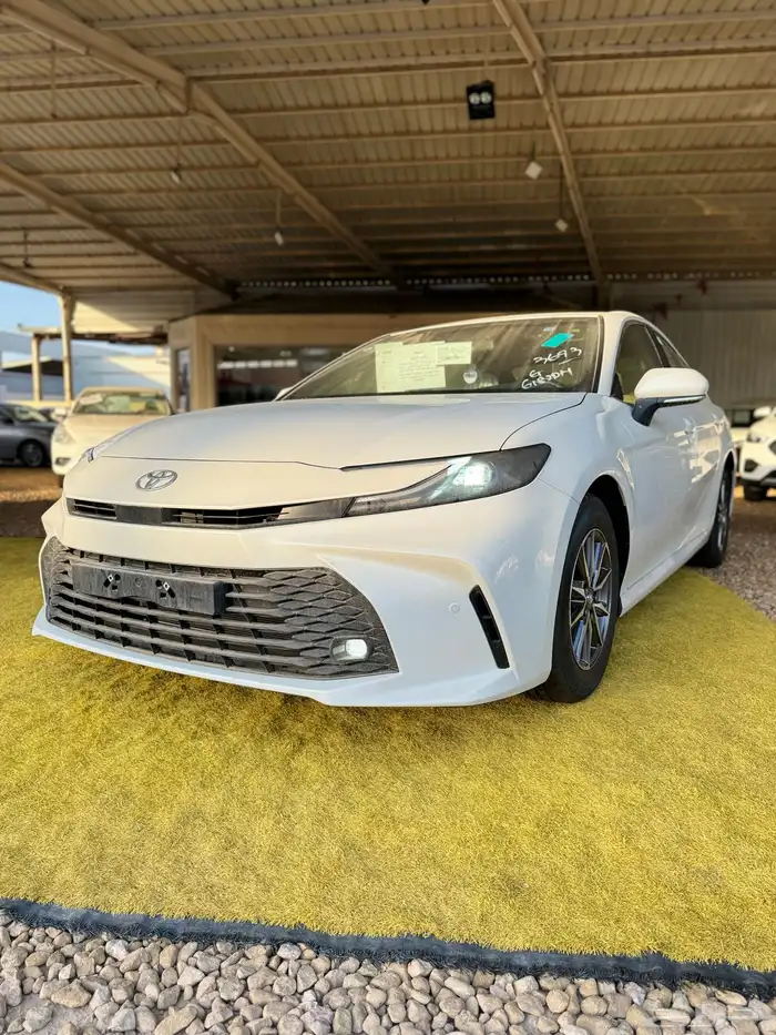 تويوتا كامري 2025 أنوار نهارية LED حساسات أمامية وخلفية 0