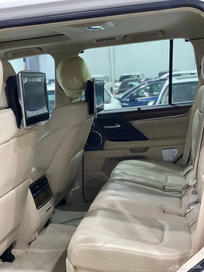 لكزس LX 570. S. 2017 8