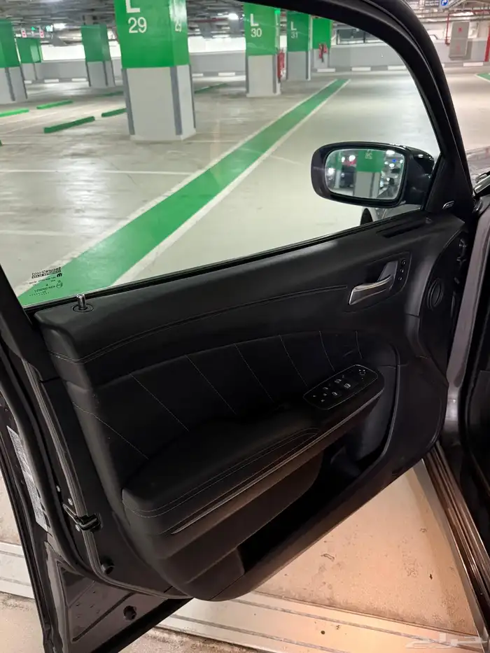 دوج تشارجر 8