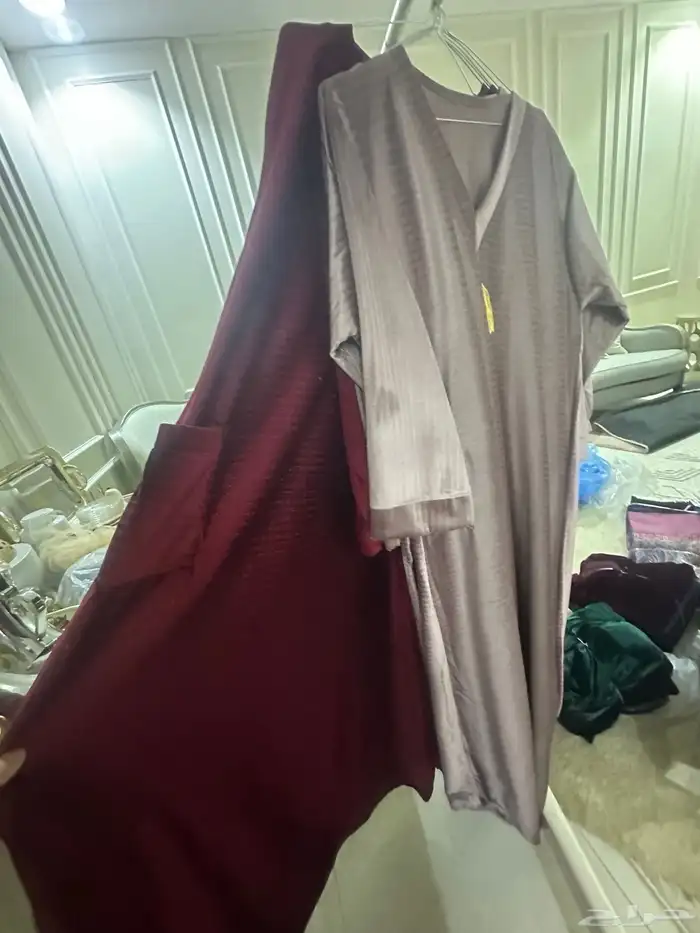 ملابس نسائي للبيع بالجمله مخامل قماش فاخر 2