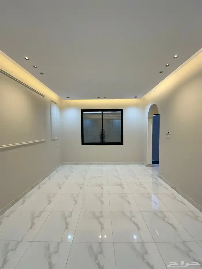 للبيع شقه ارضيه بحوش وبايكه سياره بشمال الخميس550الف 6