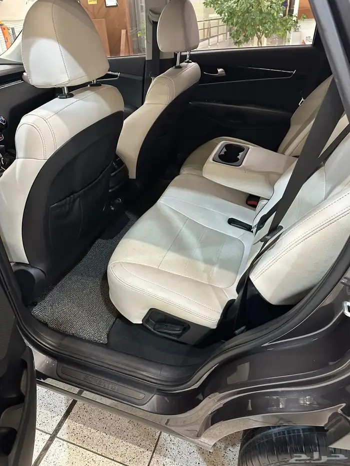 كيا سورنتو 6