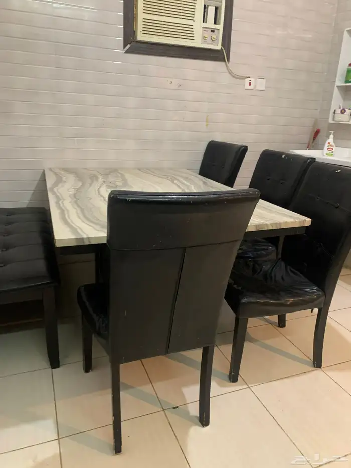 اثاث طاولة طعام 1