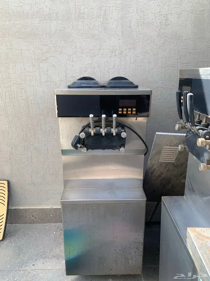 معدات اسكريم وثلاجة عرض 0