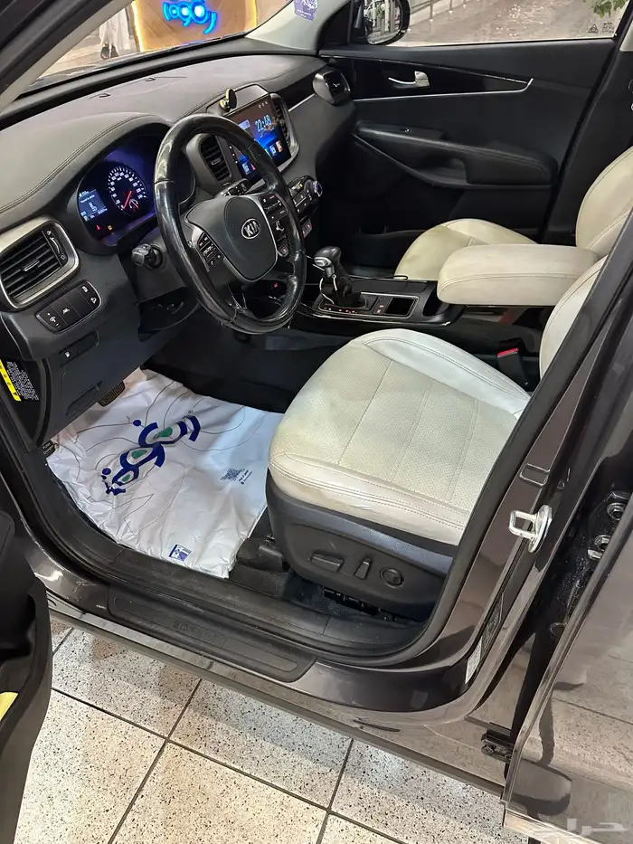 كيا سورنتو 3