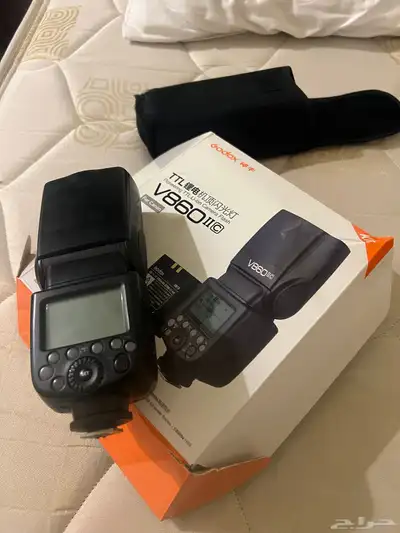 كاميرا Canon 6D marak l حالتها مستعمله مع فلاش 860 vll index