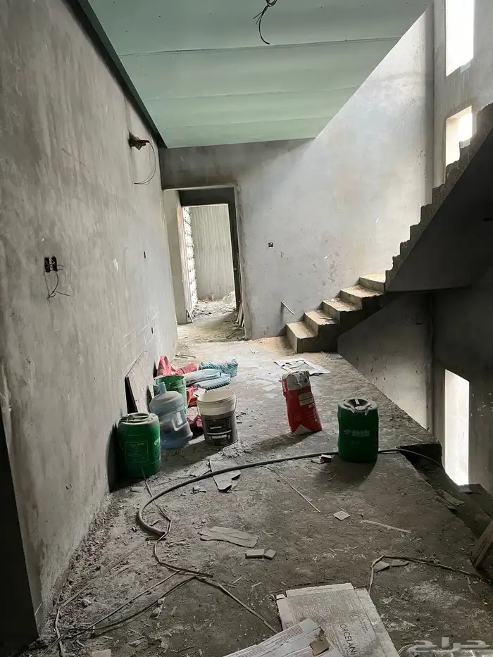 دبلوكس في دانة الرامس B 12