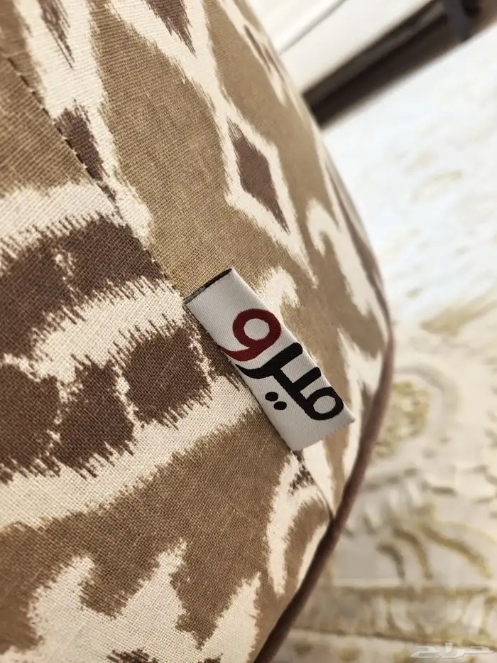 كنب فاخر مع الملحقات 4