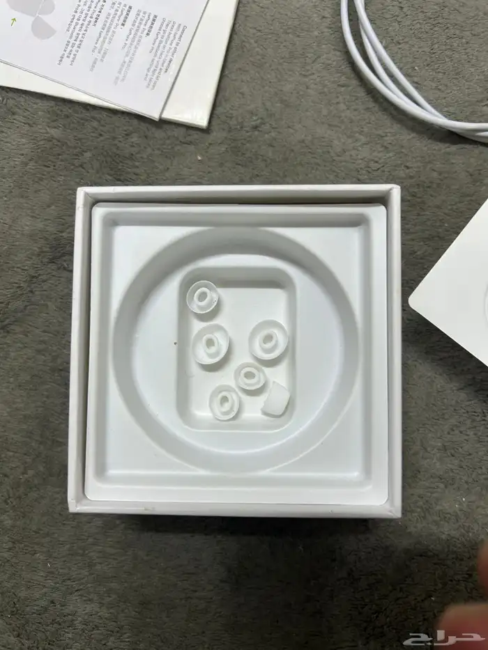 سماعه ابل الجيل الثاني نظيفه 4