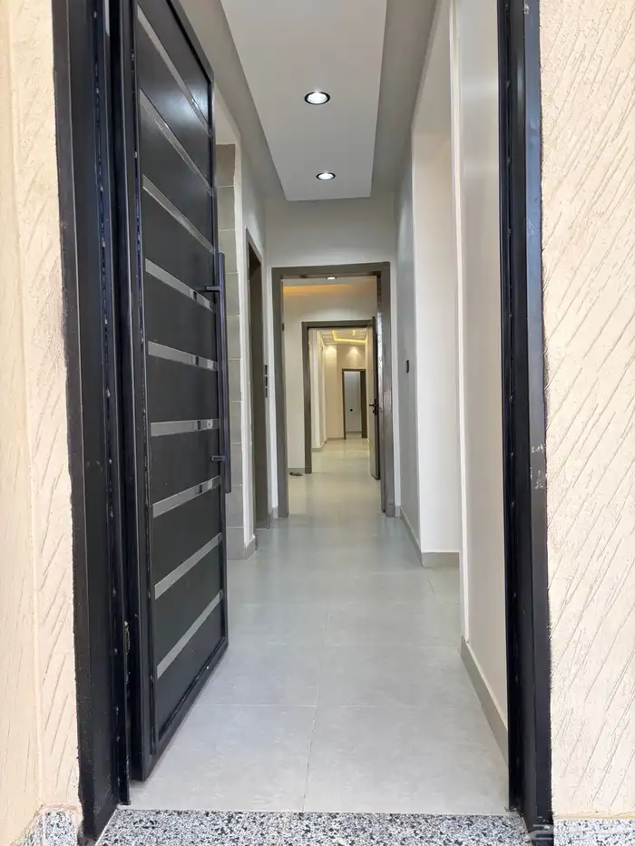 للبيع شقق تمليك ارضي 6 غرف بمدخل سياره ب 500 ألف 3