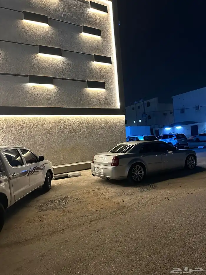 كرايسلر SRT8 اصلي 8