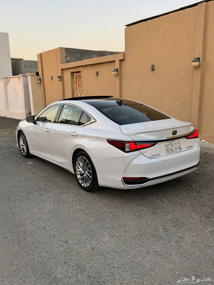 لكزس ES 250 فئه BD فل كامل سعودي 2020 11