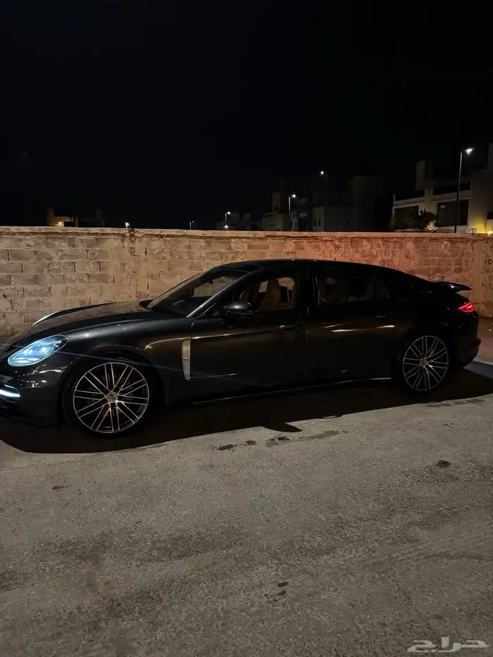 بورش باناميرا 2018 اكسلوسف 2