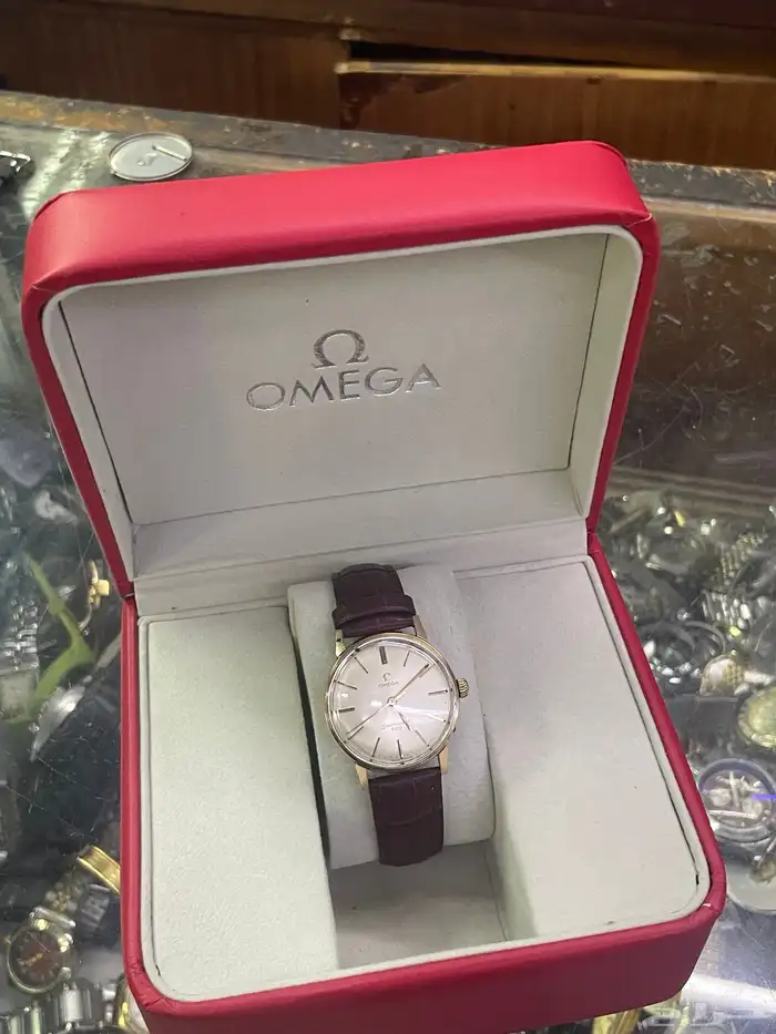 omega ساعة اوميقا 4