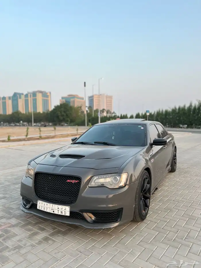 للبيع كلايزلر هيمي 2013 معدل srt 1