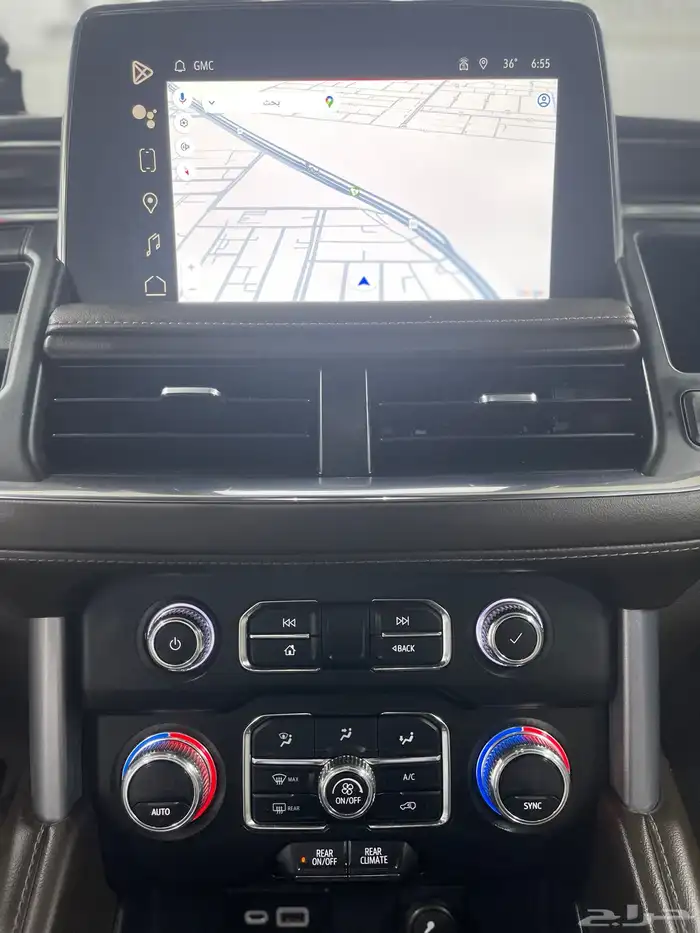 يوكن قصير SLE موديل 2023 16