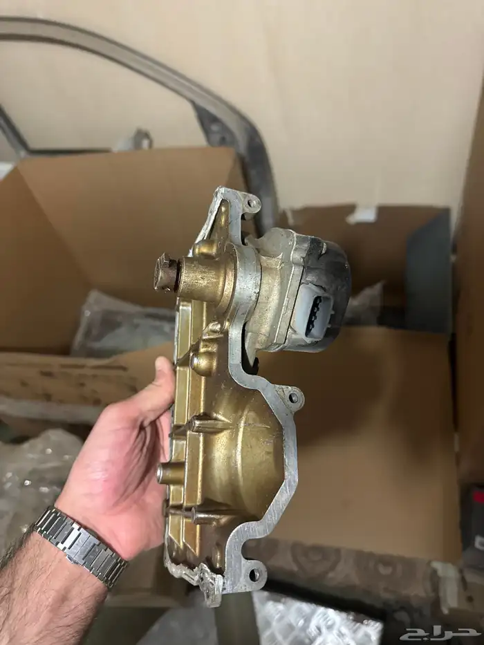 للبيع قطع مكينة فتك 23