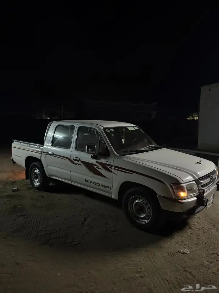 هايلكس موديل 2000 3